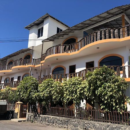 Hostal Sandrita Puerto Villamil Exterior foto