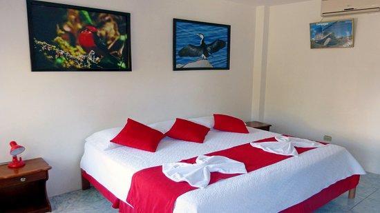 Hostal Sandrita Puerto Villamil Exterior foto